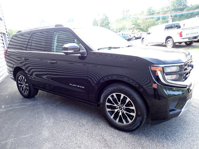 Certified 2025 Ford Expedition Platinum AWD/4WD image 11