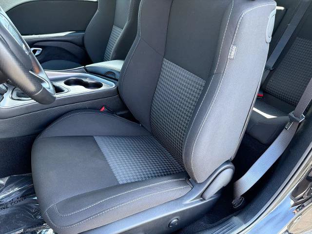 Used 2022 Dodge Challenger R/T w/ Blacktop Package RWD image 13