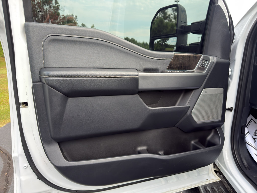 Certified 2024 Ford F250 Lariat w/ Lariat Ultimate Package AWD/4WD image 11