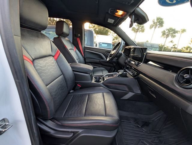 Used 2023 Chevrolet Colorado Z71 w/ Z71 Convenience Package 2 image 14