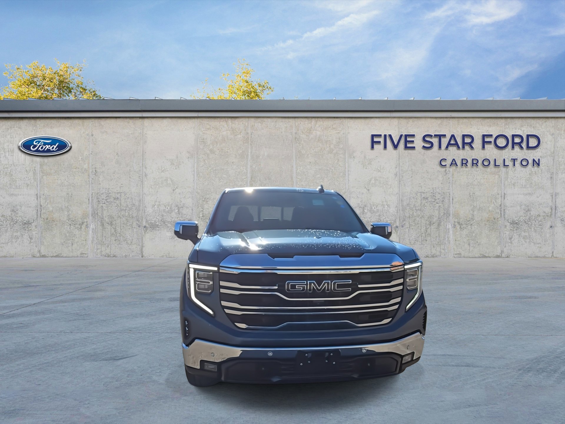 Used 2024 GMC Sierra 1500 SLT image 9