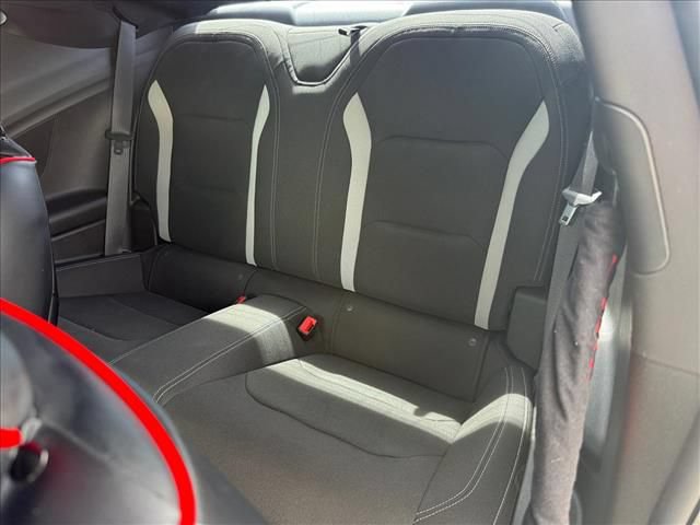 Used 2022 Chevrolet Camaro LT RWD image 11