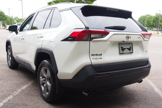 Used 2024 Toyota RAV4 XLE w/ Convenience Package FWD image 5