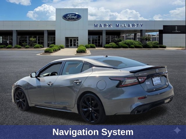 Used 2022 Nissan Maxima SR w/ Sport Mat Group FWD image 3