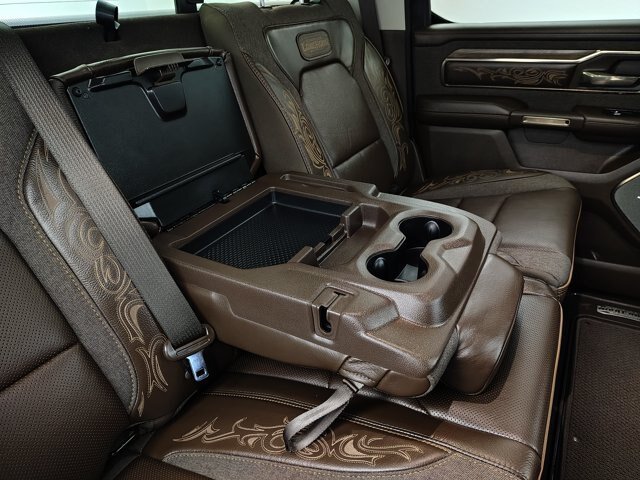Used 2025 RAM 1500 Limited AWD/4WD image 34