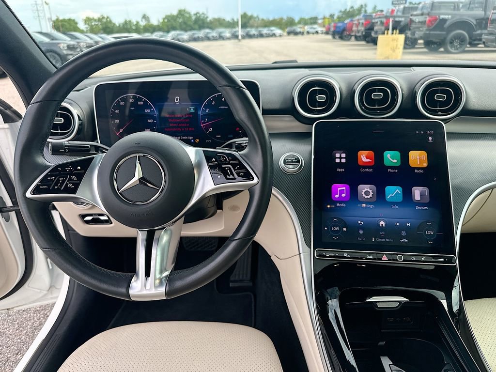 Used 2025 Mercedes-Benz C 300 Sedan image 19
