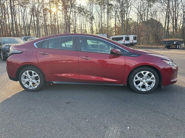 Used 2018 Chevrolet Volt Premier w/ Driver Confidence Package image 6