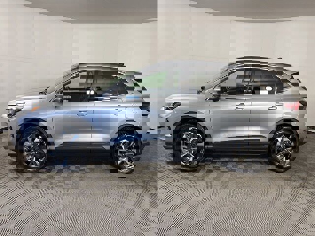 Certified 2023 Ford Escape Platinum image 2