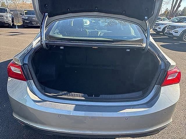Used 2024 Chevrolet Malibu LT image 21