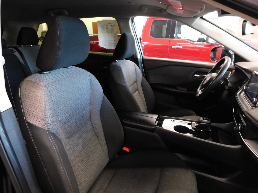 Used 2023 Nissan Rogue SV FWD image 41