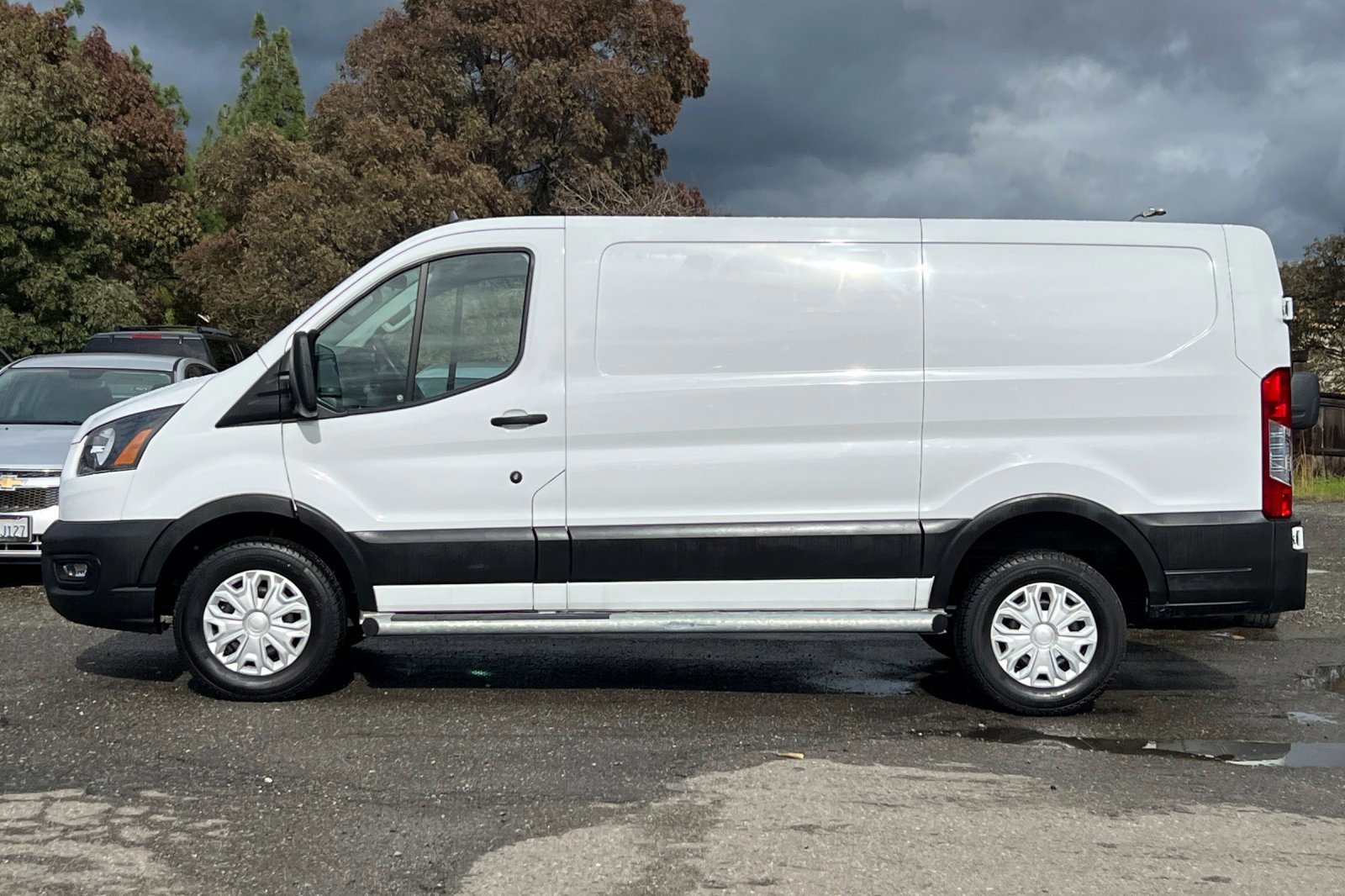 Certified 2023 Ford Transit 250 Low Roof w/ Exterior Upgrade Package image 2