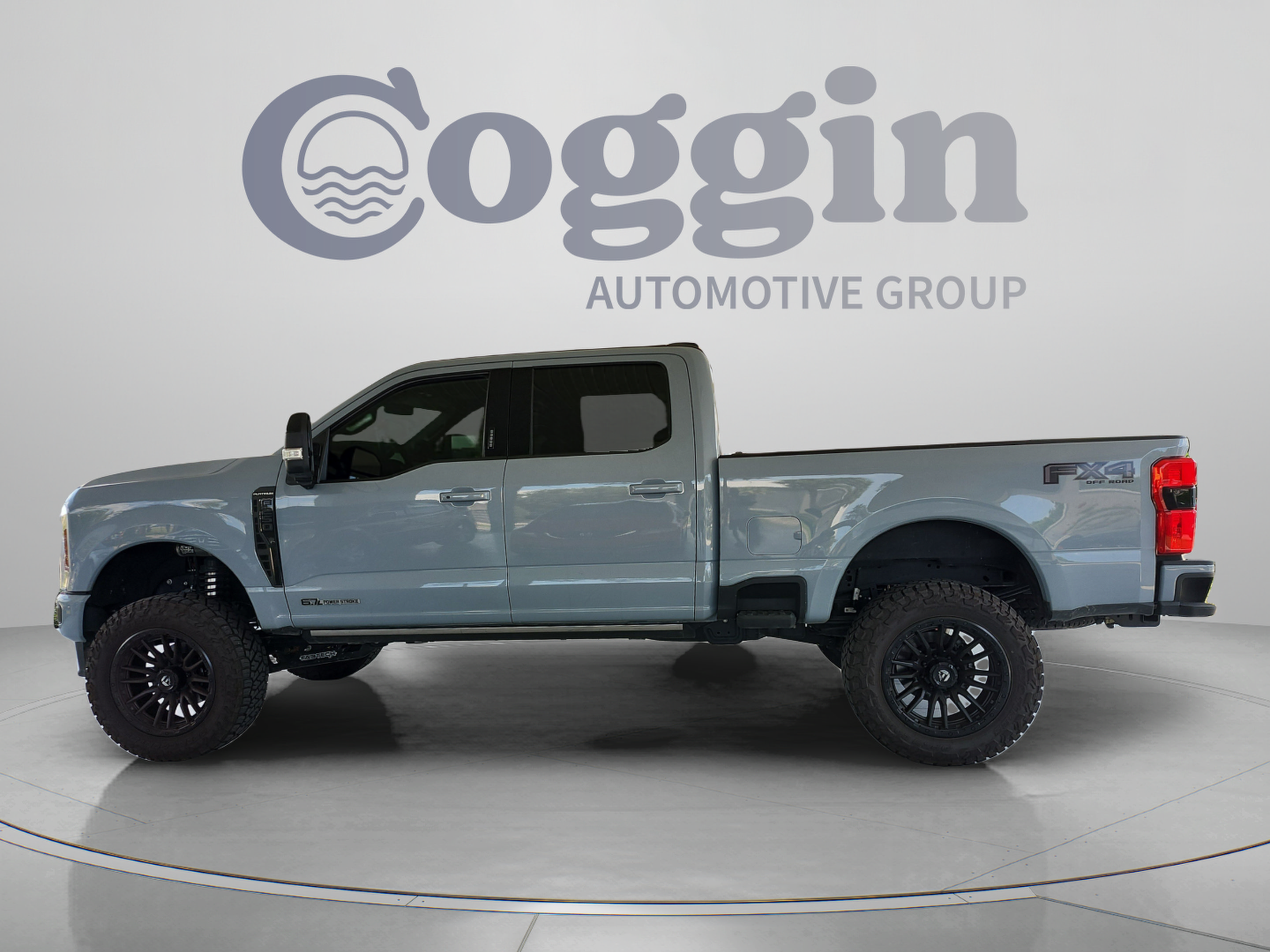 Certified 2026 Ford F250 Platinum AWD/4WD image 2