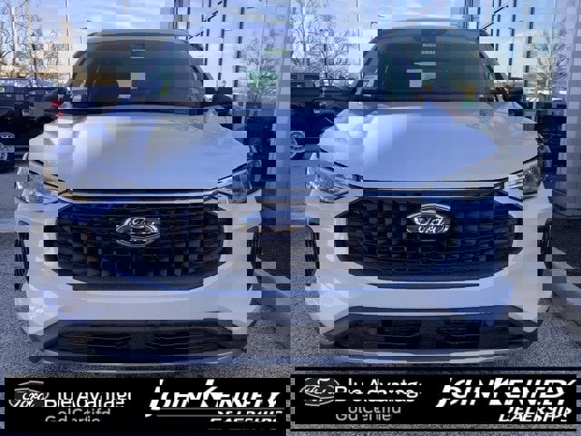 Certified 2025 Ford Escape Active w/ Cold Weather Package image 7