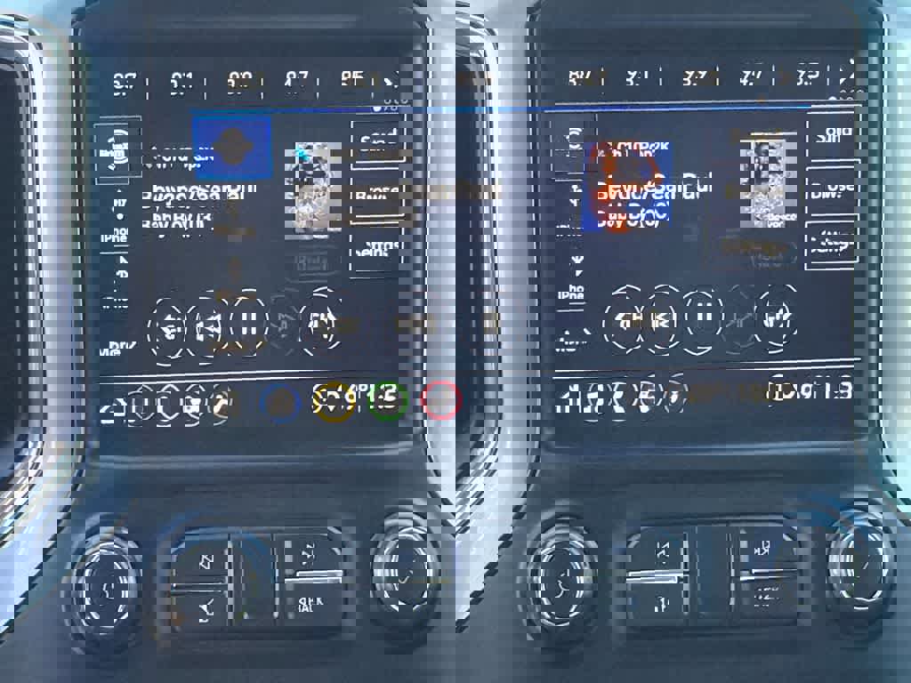 Used 2020 Chevrolet Silverado 1500 RST image 26