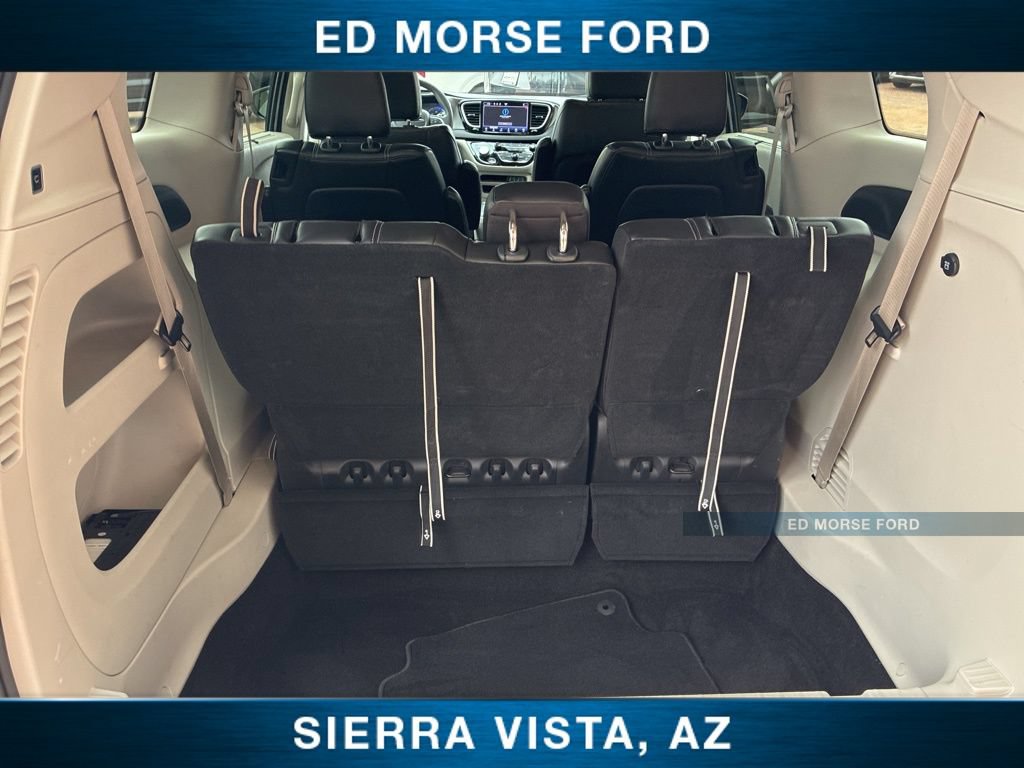 Used 2024 Chrysler Pacifica Touring-L FWD image 14