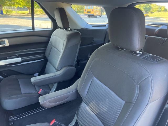 Certified 2022 Ford Explorer XLT w/ Class IV Trailer Tow Package image 24