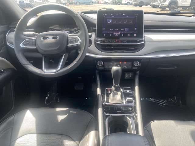 Used 2023 Jeep Compass Limited AWD/4WD image 13