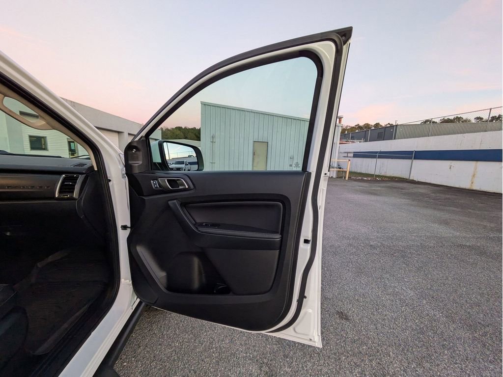 Certified 2022 Ford Ranger Lariat w/ Tremor Off-Road Package image 28