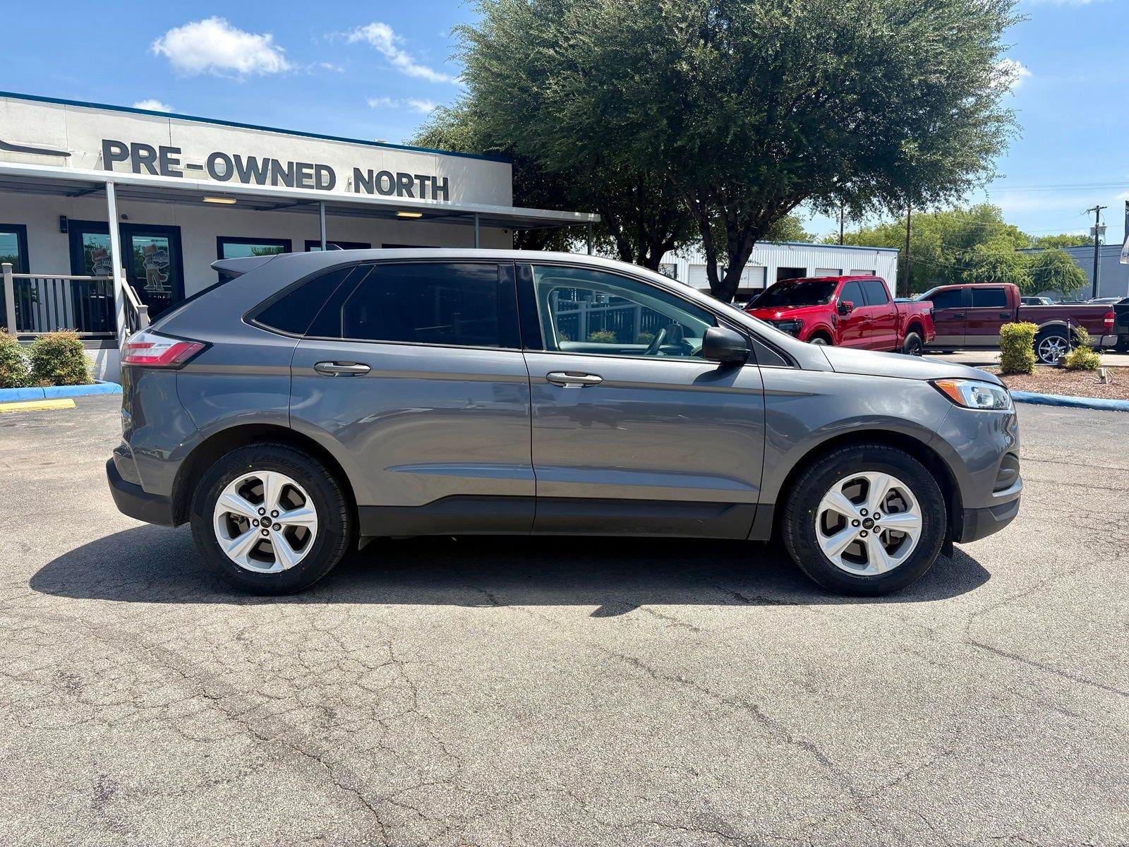Certified 2023 Ford Edge SE AWD/4WD image 2