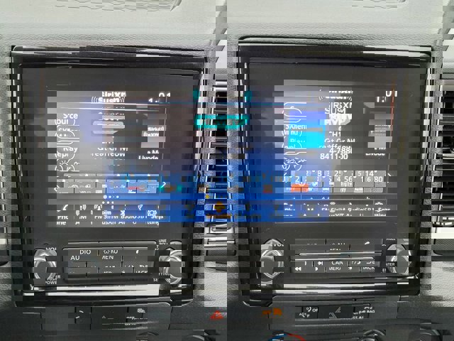 Used 2023 Nissan Frontier SV w/ Tow Package image 17