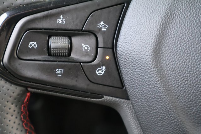 Used 2024 Chevrolet Trax RS image 7