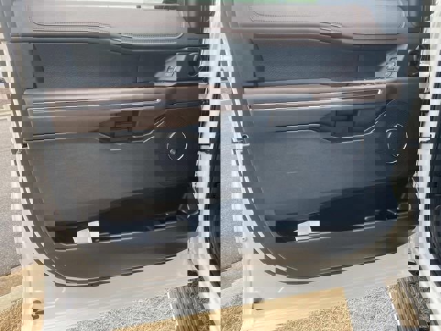 Certified 2021 Ford Expedition Max King Ranch image 25