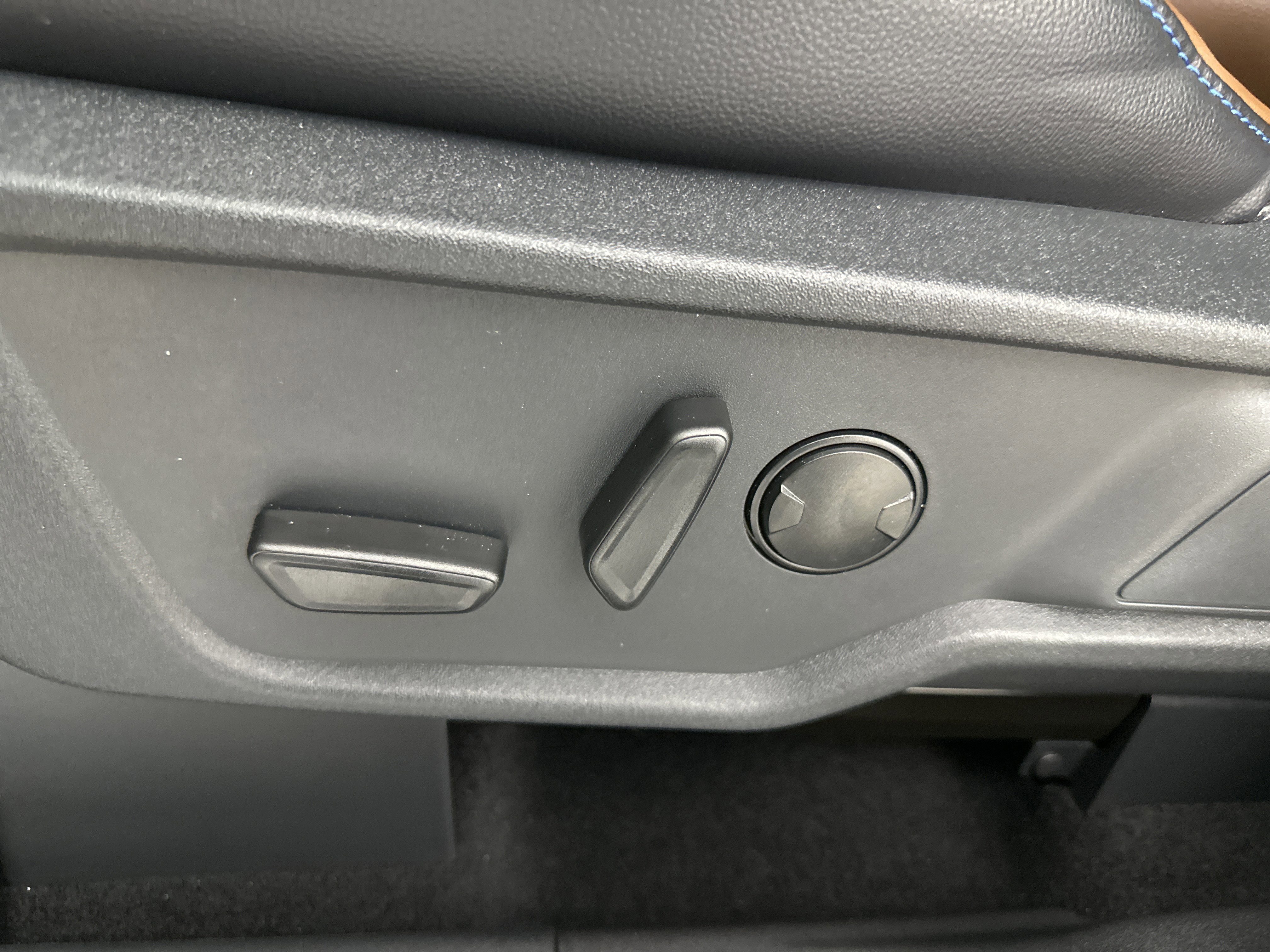 Certified 2024 Ford Bronco Outer Banks w/ Sasquatch Package image 10