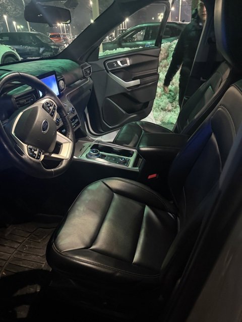 Certified 2021 Ford Explorer XLT w/ Equipment Group 202A image 2