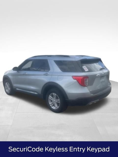 Certified 2023 Ford Explorer XLT w/ Equipment Group 202A AWD/4WD image 5