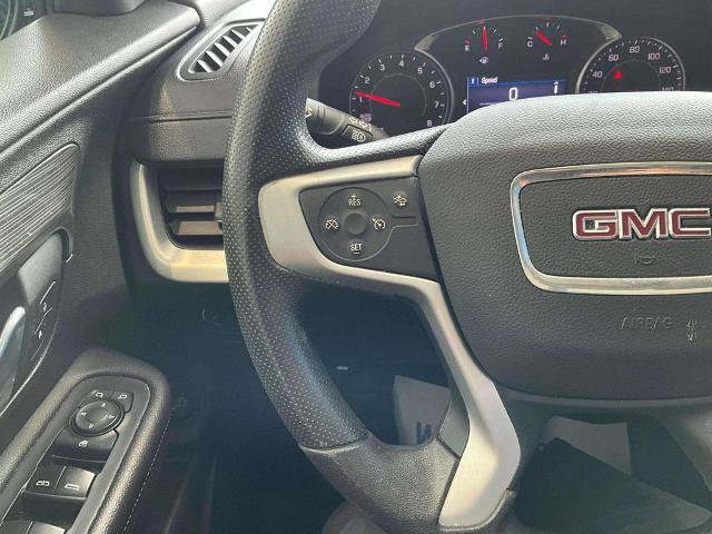 Used 2022 GMC Terrain SLE w/ Driver Convenience Package AWD/4WD image 11