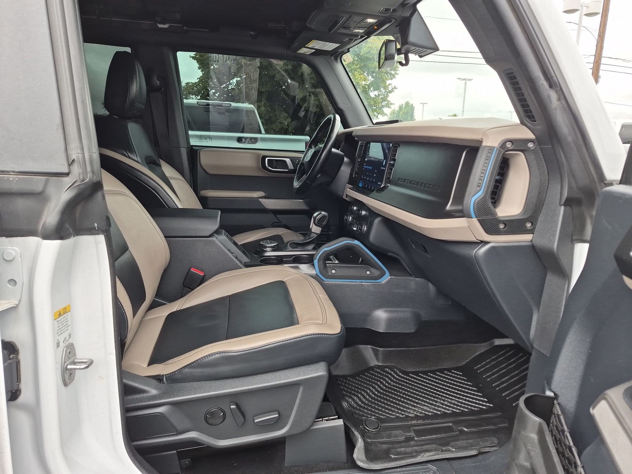 Certified 2023 Ford Bronco Wildtrak AWD/4WD image 34