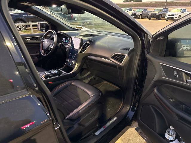 Certified 2024 Ford Edge ST-Line AWD/4WD image 15