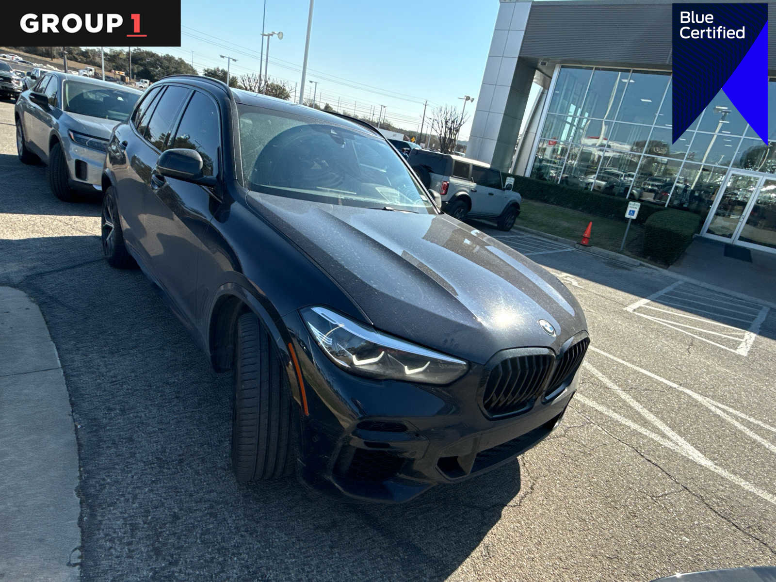 Used 2022 BMW X5 sDrive40i w/ M Sport Package image 1