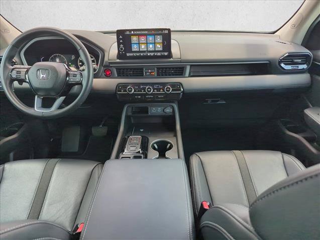 Used 2025 Honda Pilot Touring image 20