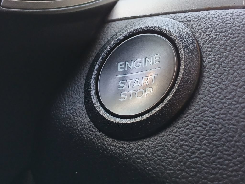Certified 2024 Ford Escape Active AWD/4WD image 16