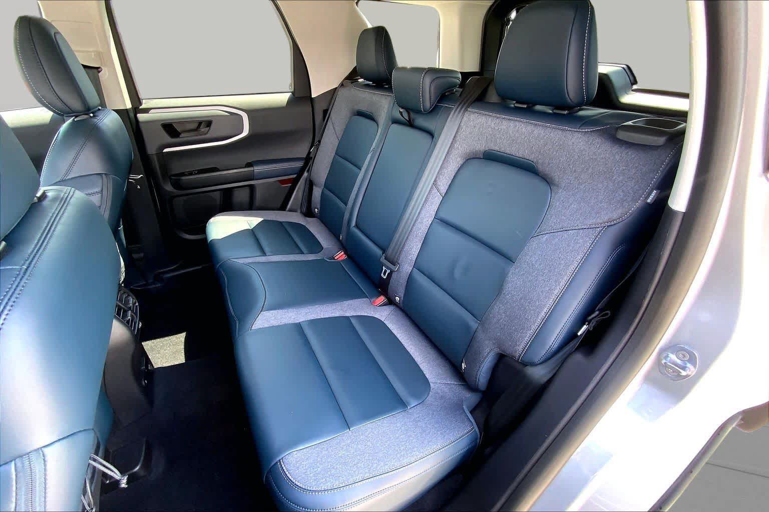 Certified 2023 Ford Bronco Sport Outer Banks AWD/4WD image 21