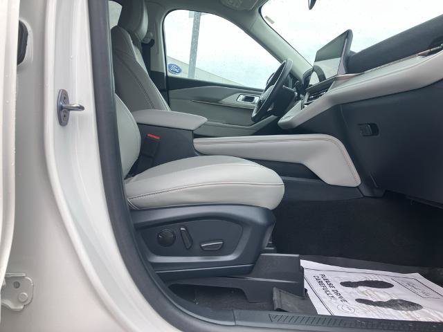 Certified 2025 Ford Explorer Active w/ Active Comfort Package RWD image 14