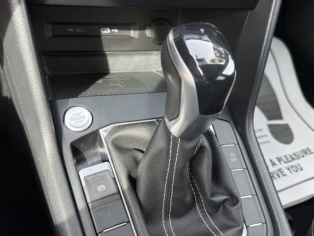 Used 2022 Volkswagen Taos SE image 17