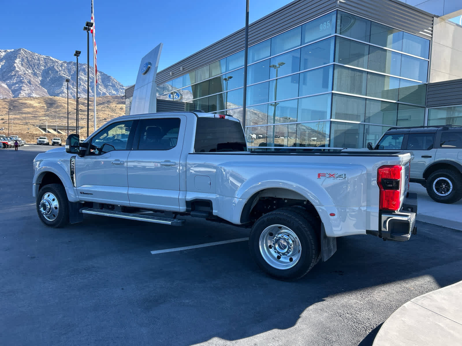 Certified 2025 Ford F450 Lariat w/ FX4 Off-Road Package image 5