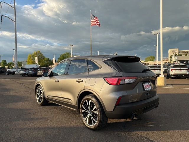 Certified 2022 Ford Escape SE w/ SE Sport Appearance Package image 3
