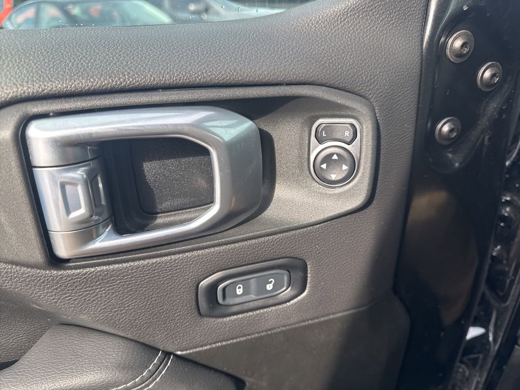 Used 2023 Jeep Wrangler Unlimited Sahara w/ Cold Weather Group image 30