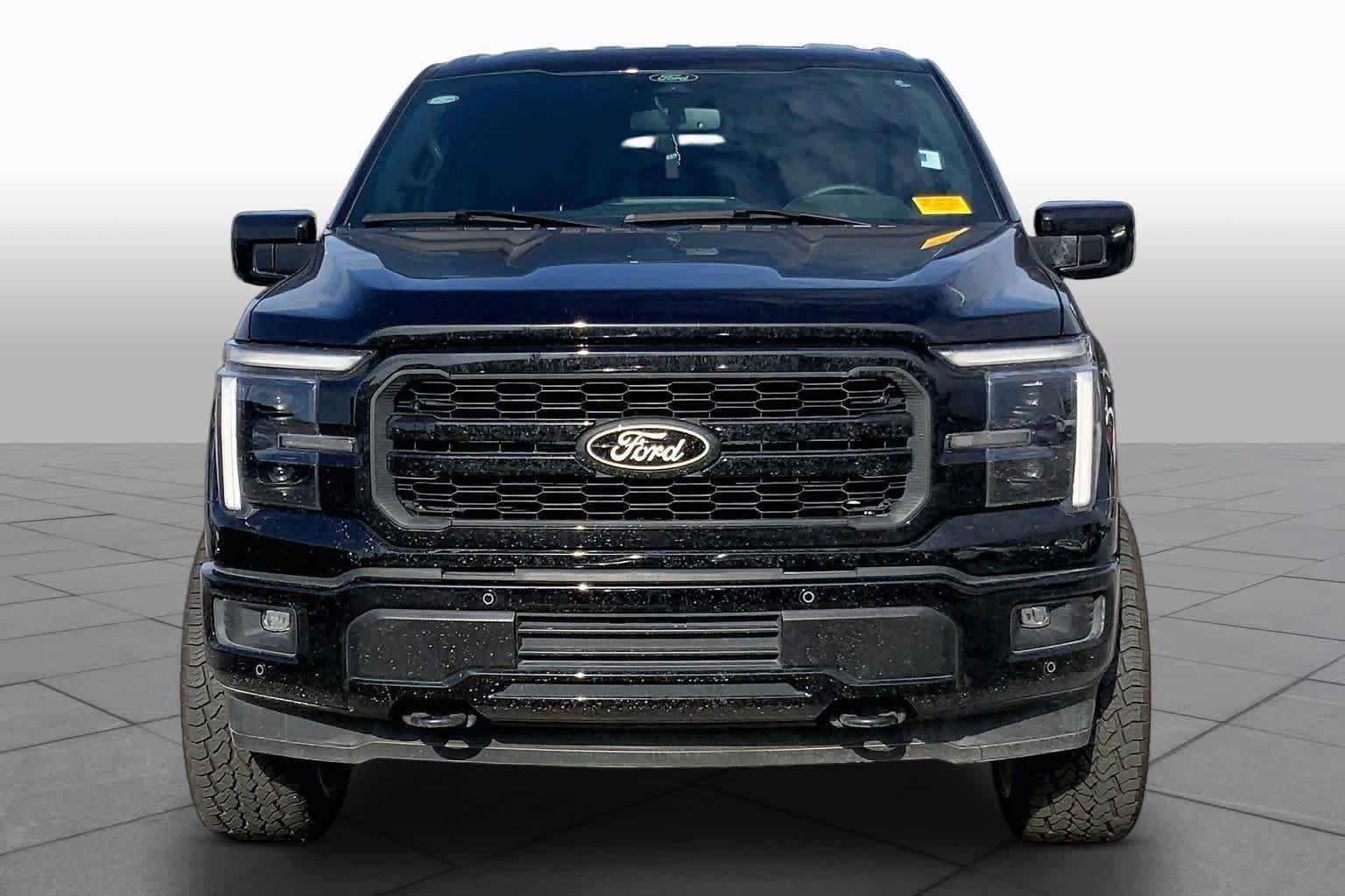 Certified 2025 Ford F150 Lariat w/ FX4 Off-Road Package AWD/4WD image 4