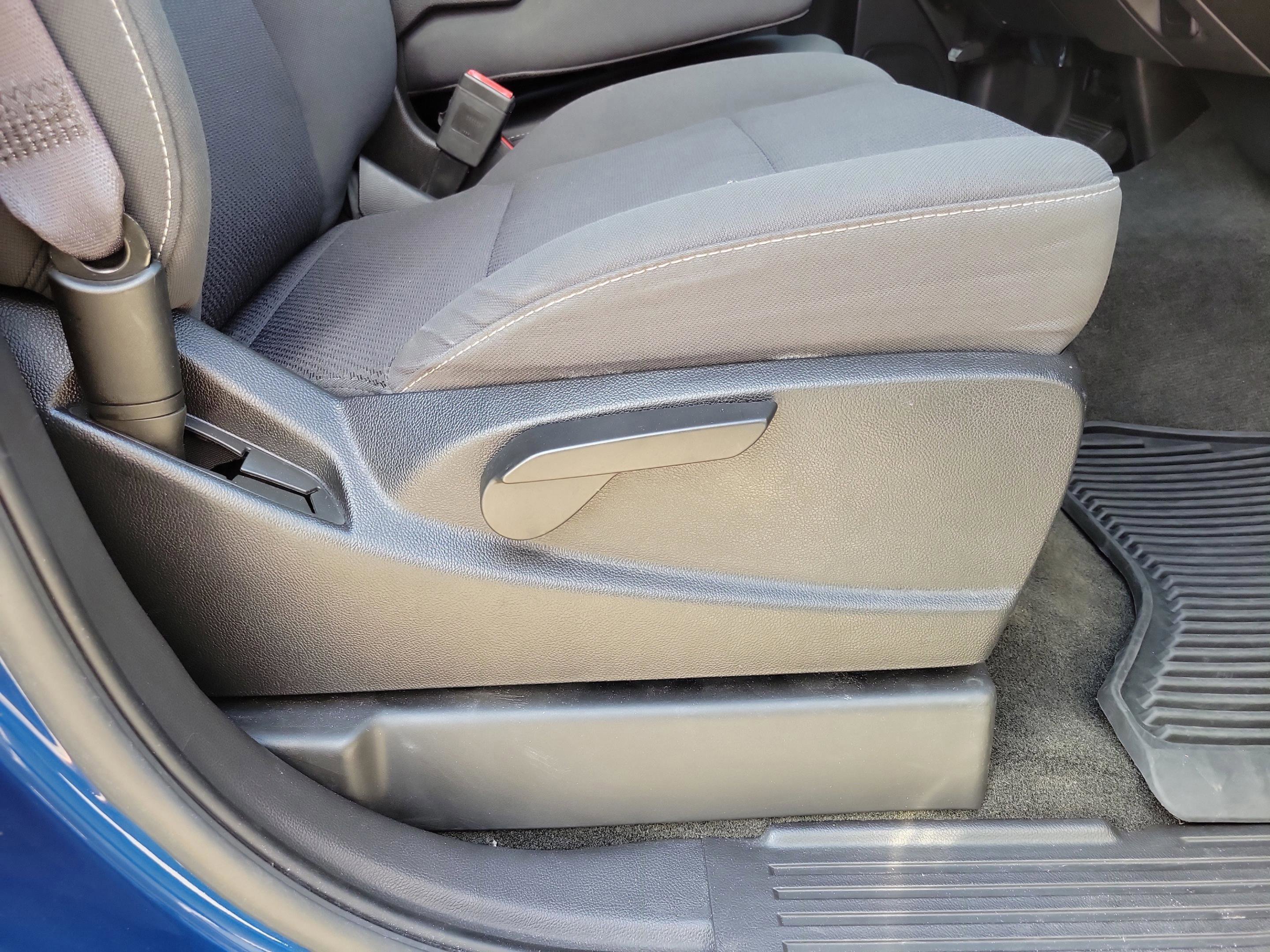 Used 2017 GMC Sierra 1500 SLE w/ SLE Value Package image 29