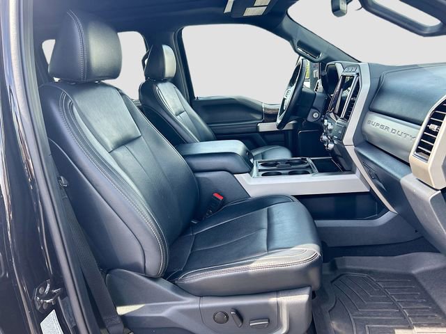 Certified 2022 Ford F350 Lariat w/ Black Appearance Package image 30