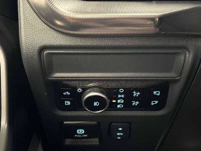 Certified 2025 Ford F150 Lariat AWD/4WD image 17