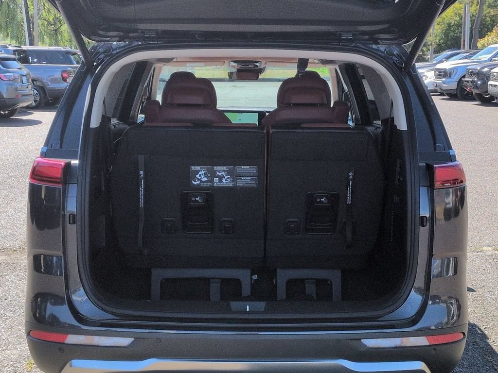 Used 2024 Kia Carnival SX Prestige FWD image 27
