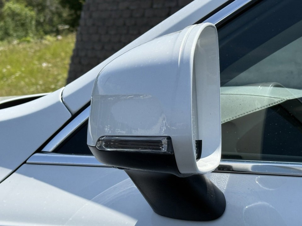 Used 2023 Volvo XC90 B6 Ultimate w/ Protection Package image 46