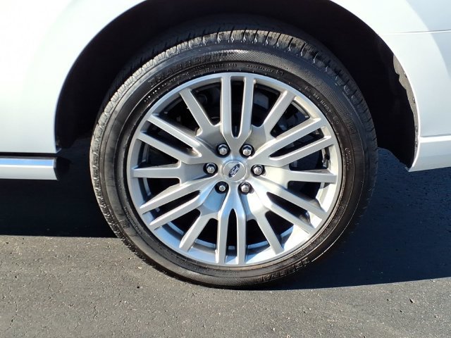 Certified 2023 Ford Expedition Platinum AWD/4WD image 8