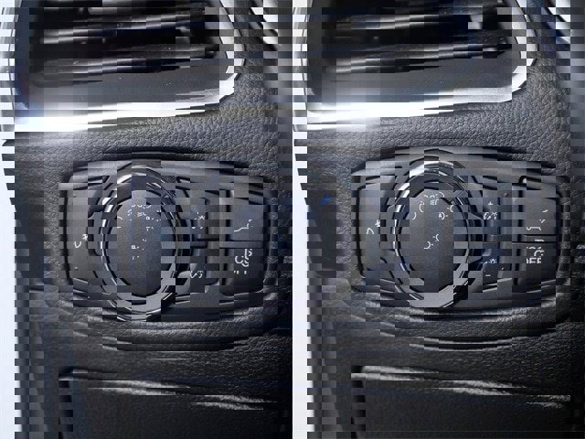 Certified 2019 Ford Edge Titanium w/ Equipment Group 301A image 23