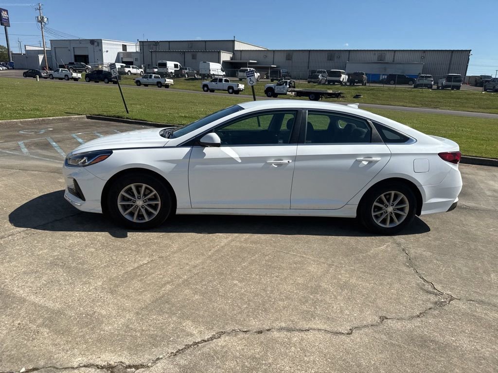 Used 2019 Hyundai Sonata SE image 4